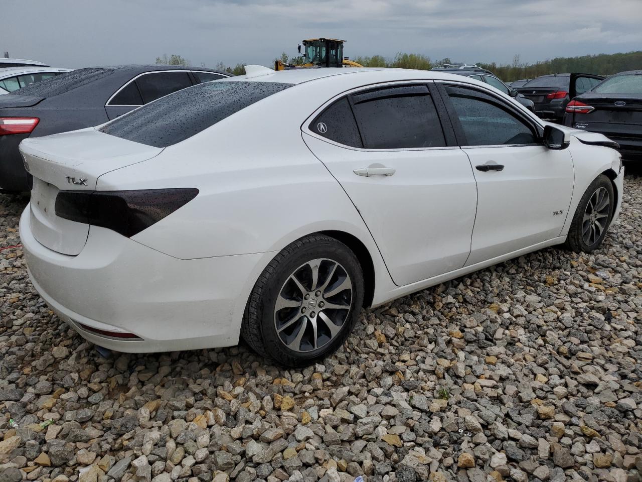 Photo 2 VIN: 19UUB1F30GA010200 - ACURA TLX 