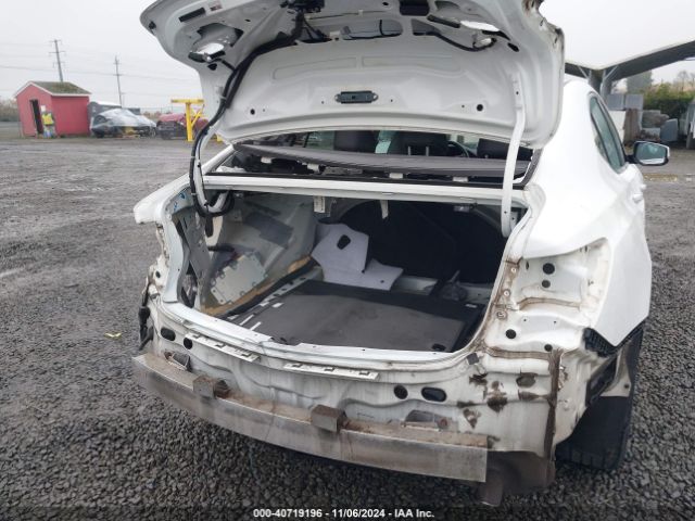 Photo 5 VIN: 19UUB1F32FA028244 - ACURA TLX 