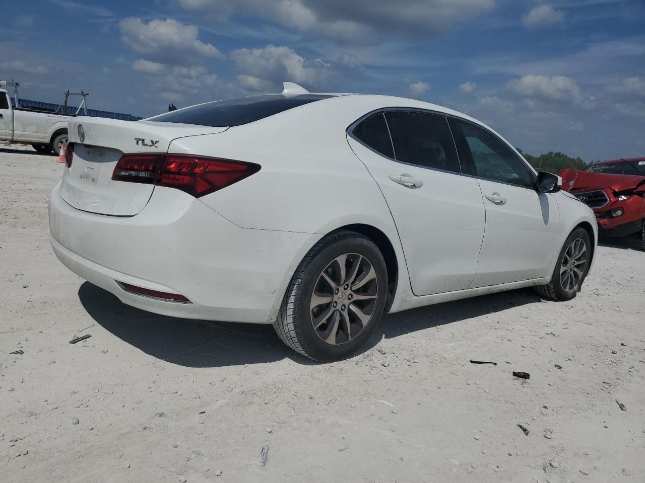 Photo 2 VIN: 19UUB1F32GA005094 - ACURA TLX 