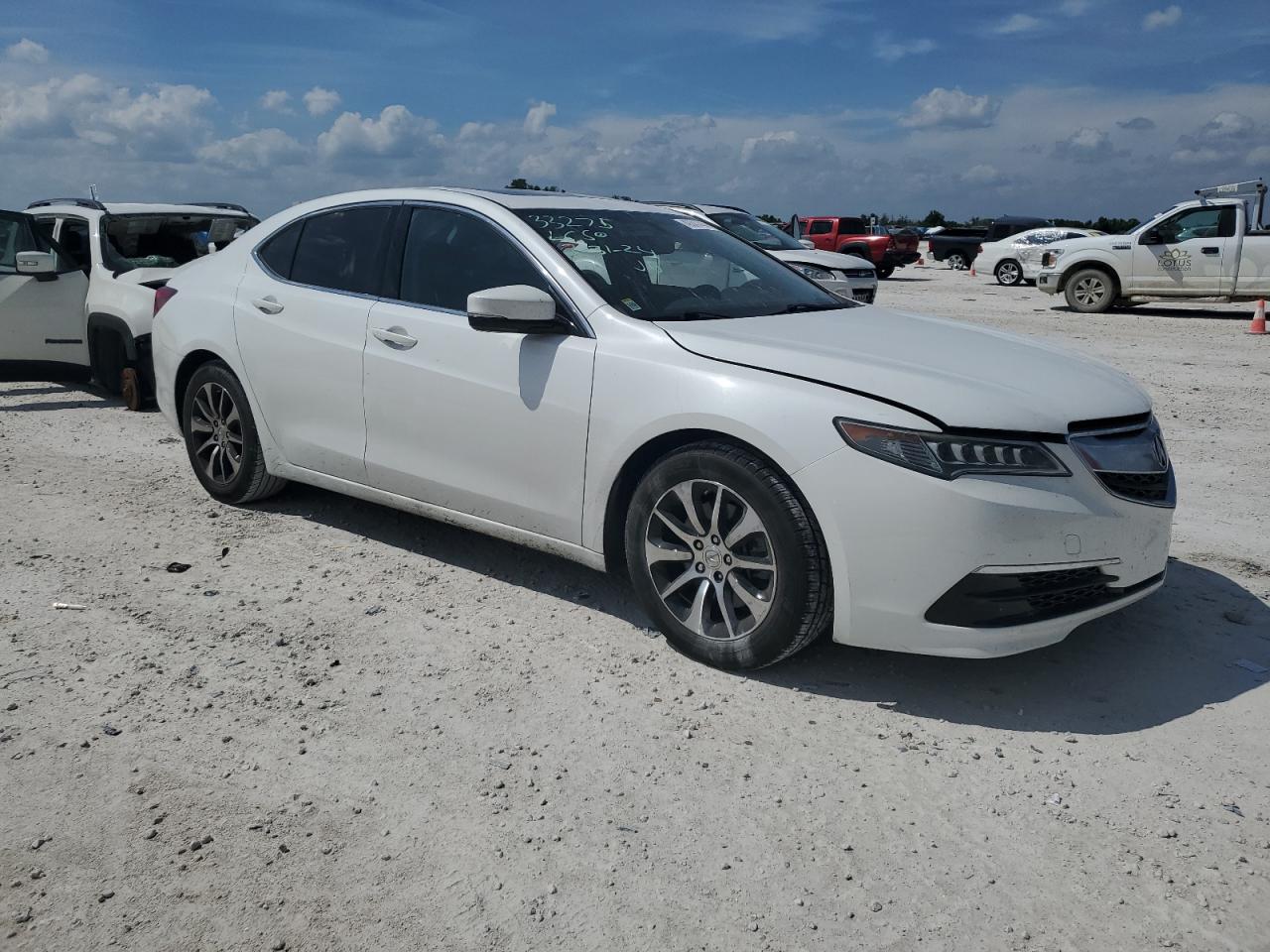 Photo 3 VIN: 19UUB1F32GA005094 - ACURA TLX 