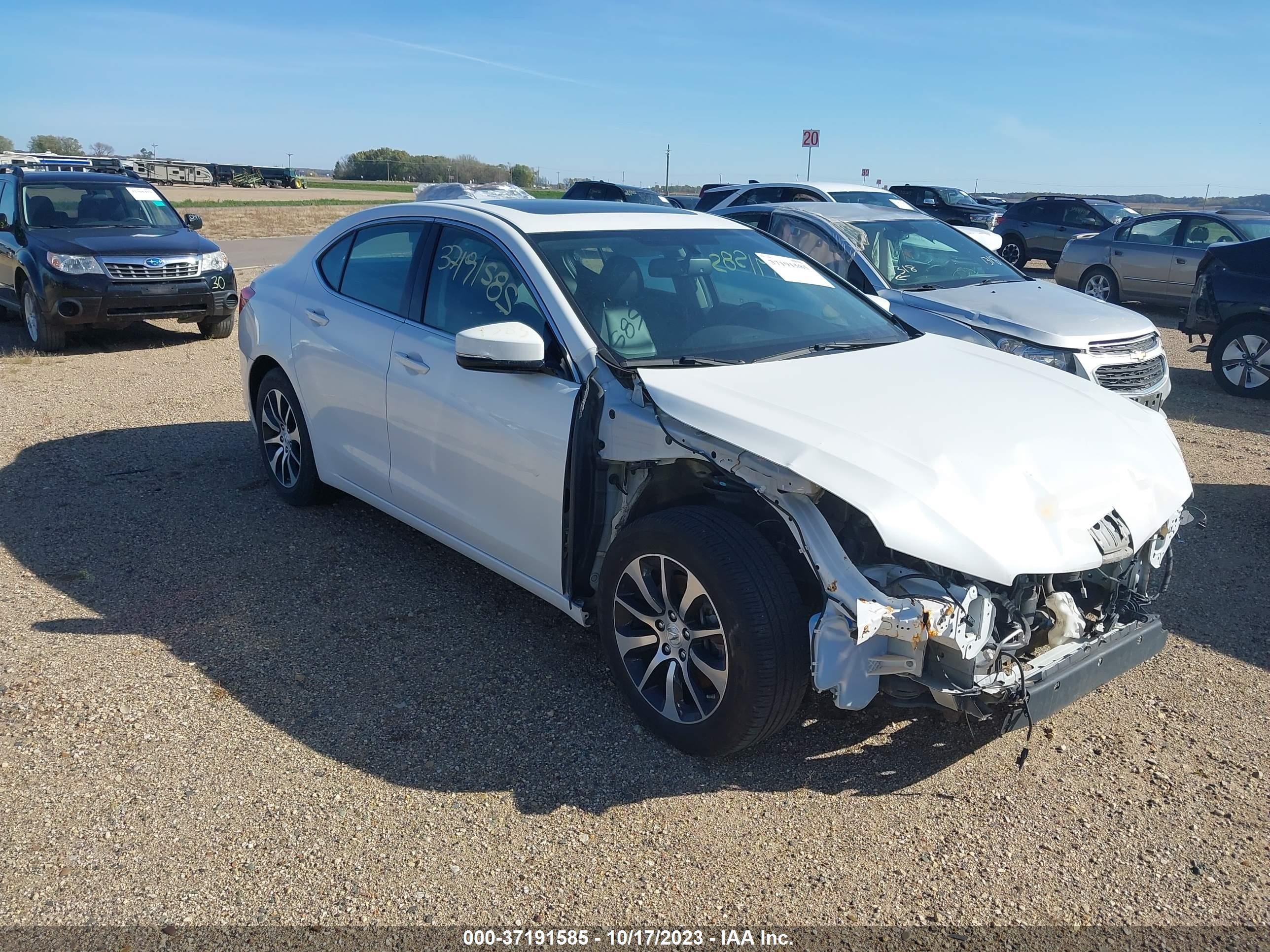 Photo 0 VIN: 19UUB1F32HA004027 - ACURA TLX 