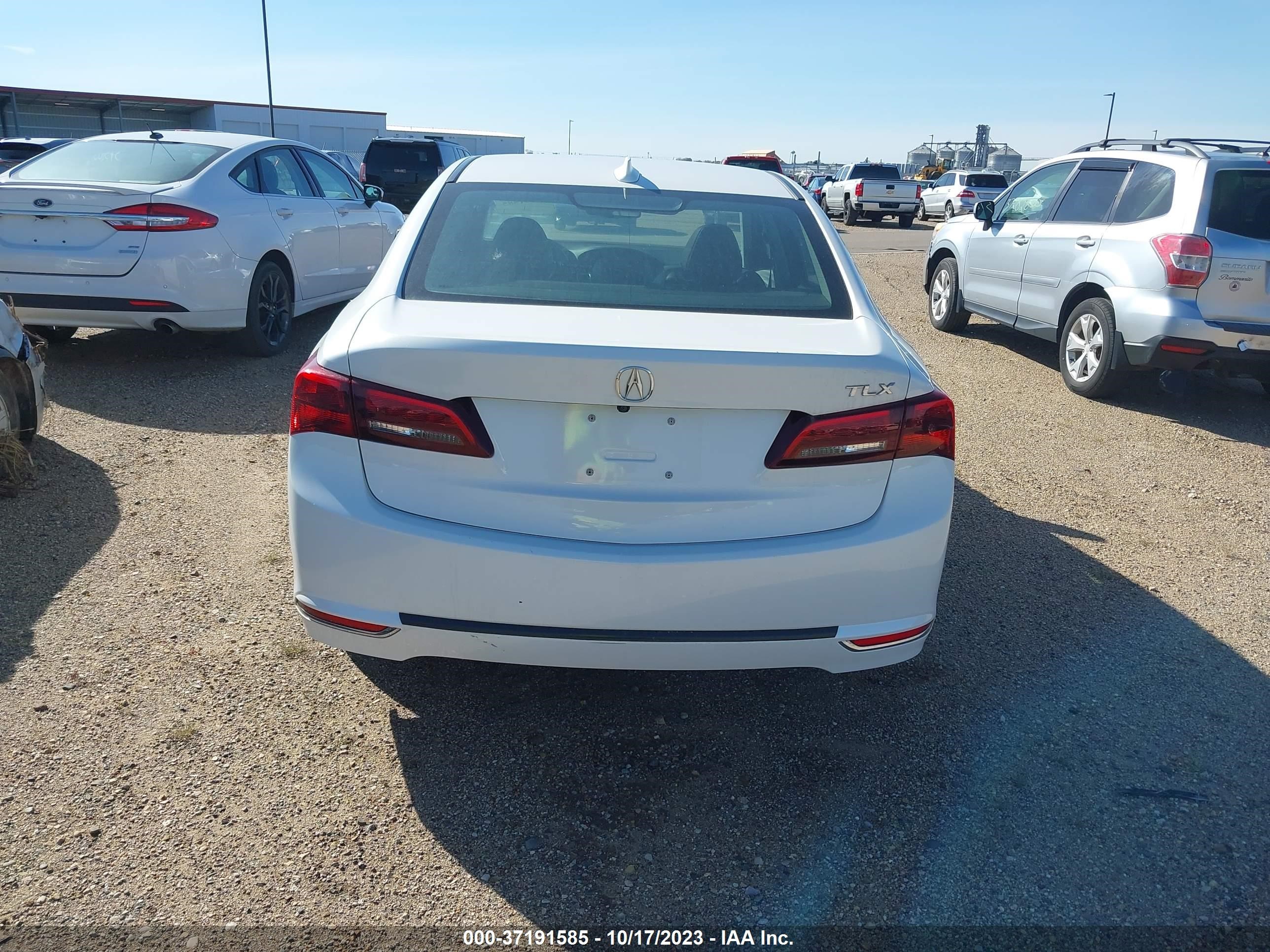 Photo 15 VIN: 19UUB1F32HA004027 - ACURA TLX 