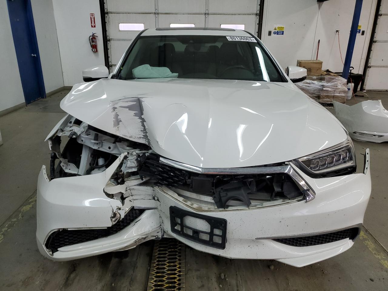 Photo 10 VIN: 19UUB1F32JA007824 - ACURA TLX 