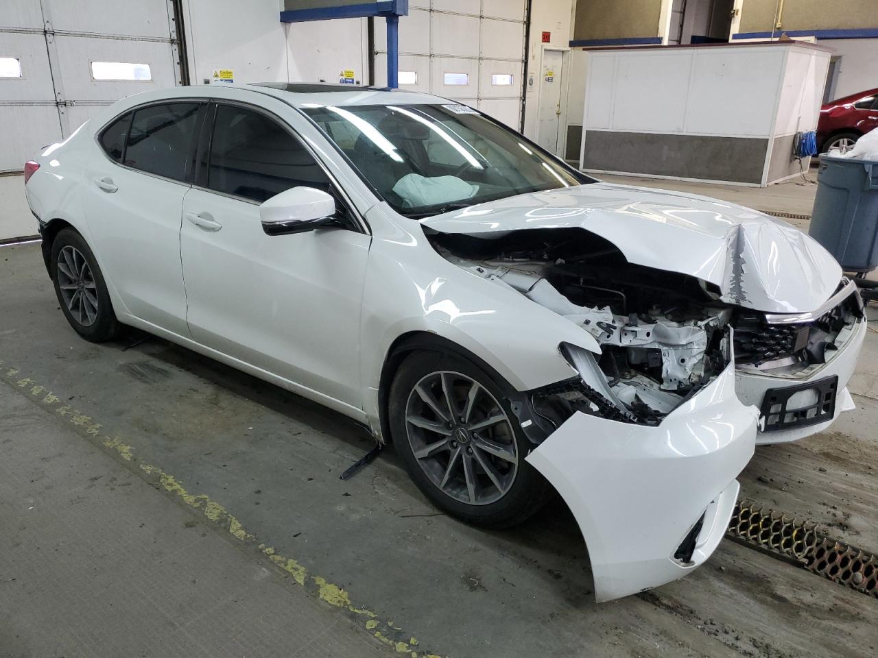 Photo 3 VIN: 19UUB1F32JA007824 - ACURA TLX 