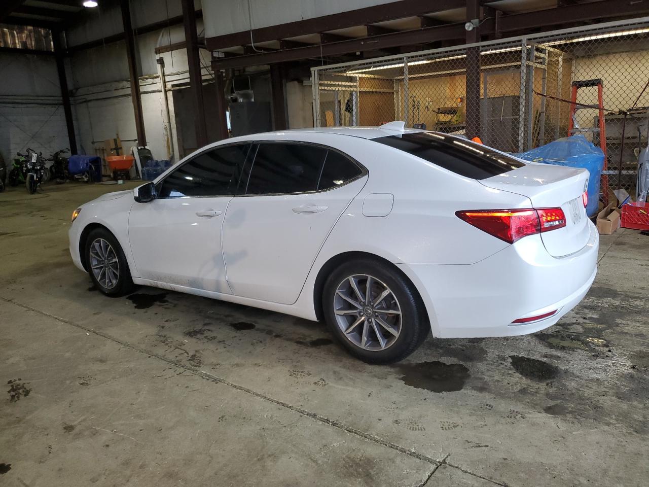 Photo 1 VIN: 19UUB1F32LA000665 - ACURA TLX 