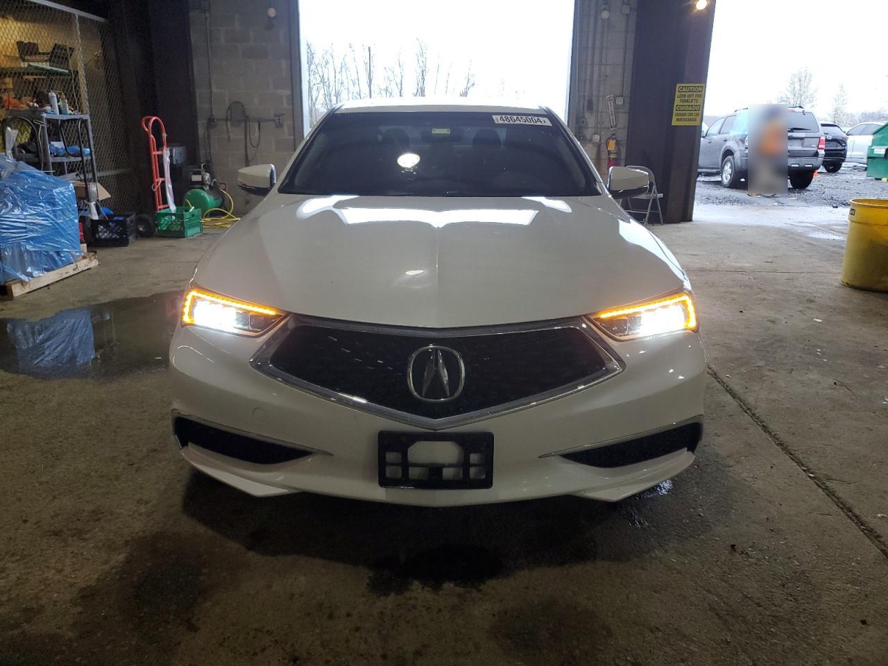 Photo 4 VIN: 19UUB1F32LA000665 - ACURA TLX 