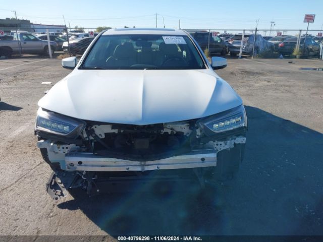 Photo 5 VIN: 19UUB1F34JA010515 - ACURA TLX 