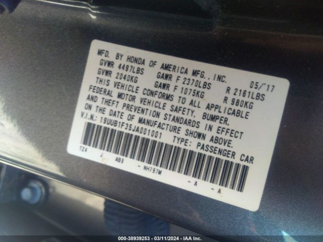 Photo 8 VIN: 19UUB1F35JA001001 - ACURA TLX 