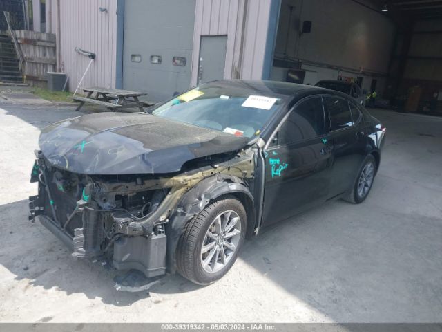 Photo 1 VIN: 19UUB1F35JA006697 - ACURA TLX 