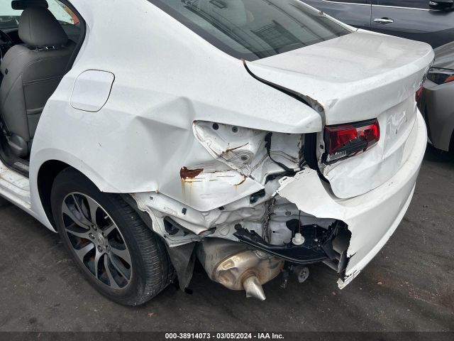 Photo 5 VIN: 19UUB1F36GA012212 - ACURA TLX 