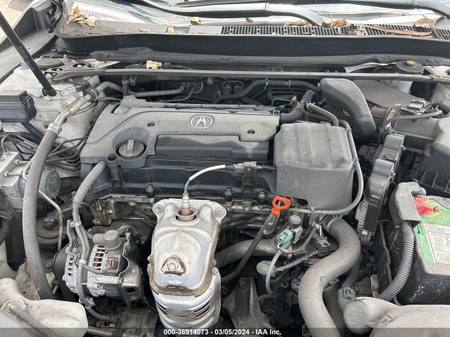 Photo 9 VIN: 19UUB1F36GA012212 - ACURA TLX 