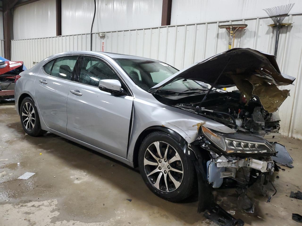 Photo 3 VIN: 19UUB1F36HA006105 - ACURA TLX 