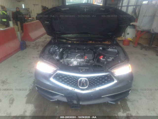 Photo 9 VIN: 19UUB1F36JA007373 - ACURA TLX 