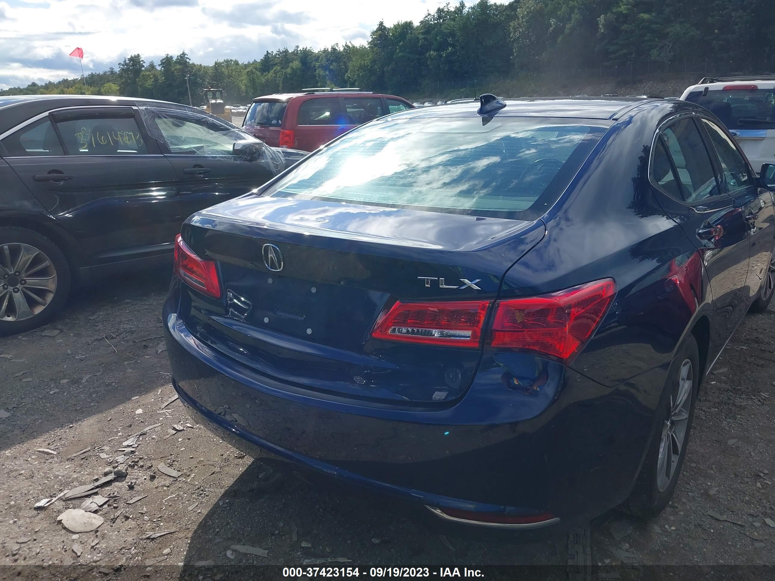 Photo 16 VIN: 19UUB1F36LA015878 - ACURA TLX 