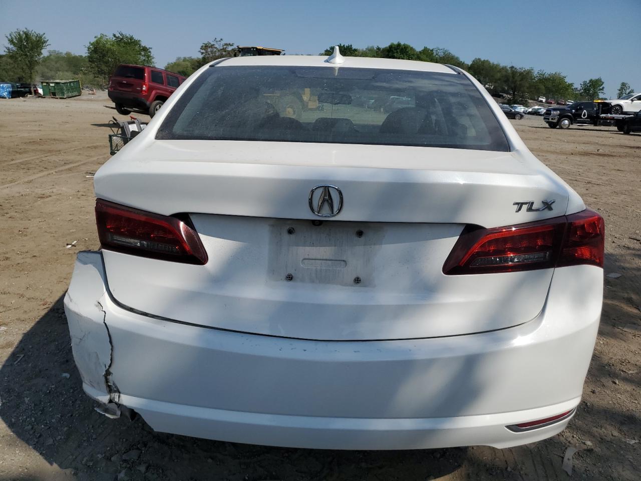 Photo 5 VIN: 19UUB1F38FA029415 - ACURA TLX 