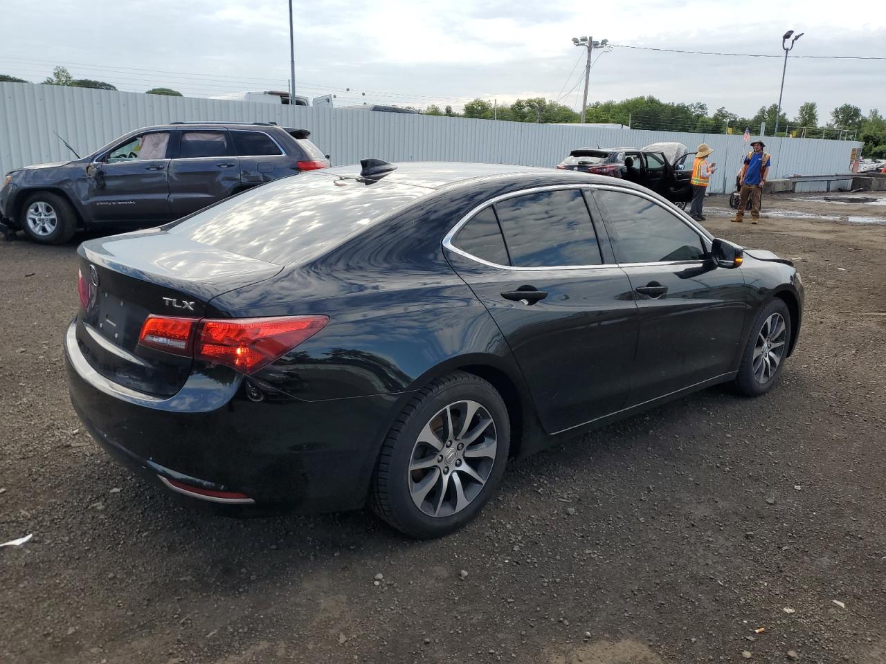 Photo 2 VIN: 19UUB1F39HA000685 - ACURA TLX 