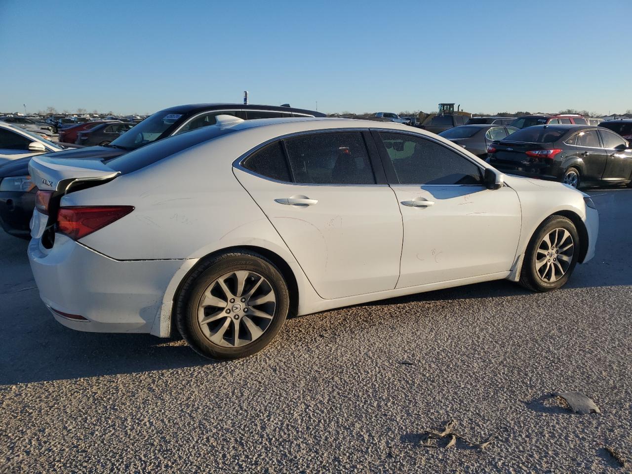 Photo 2 VIN: 19UUB1F39HA005806 - ACURA TLX 