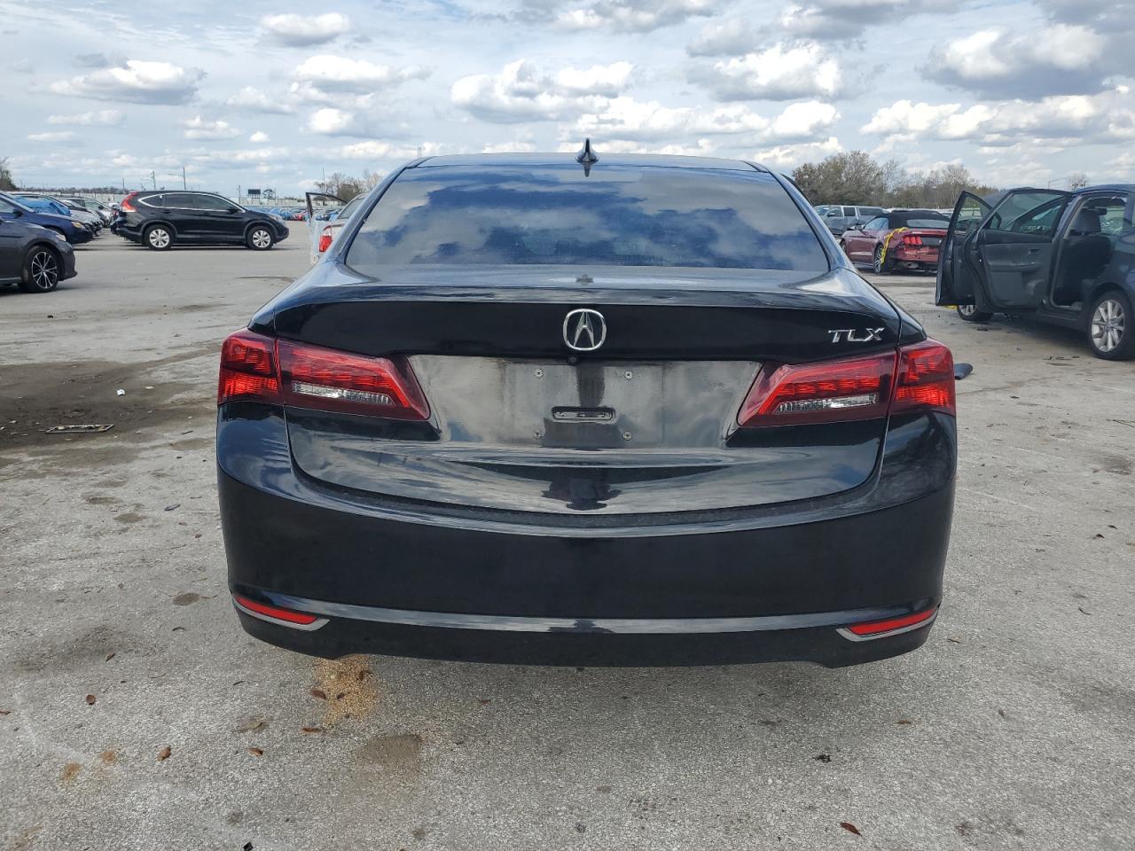 Photo 5 VIN: 19UUB1F39HA006566 - ACURA TLX 