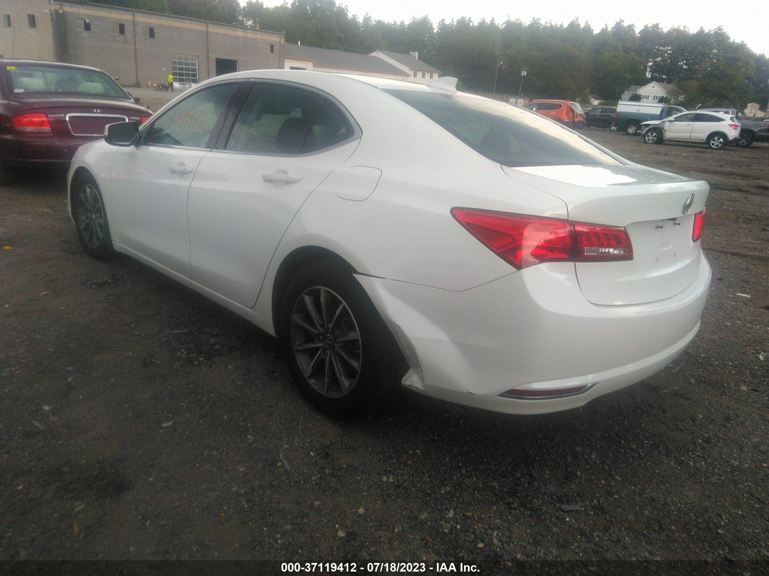 Photo 2 VIN: 19UUB1F39LA002445 - ACURA TLX 