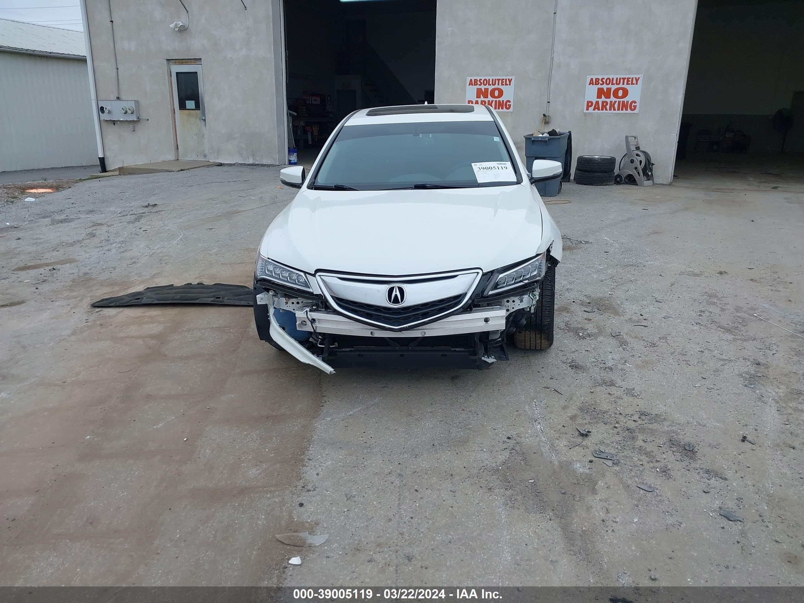 Photo 11 VIN: 19UUB1F3XFA011983 - ACURA TLX 