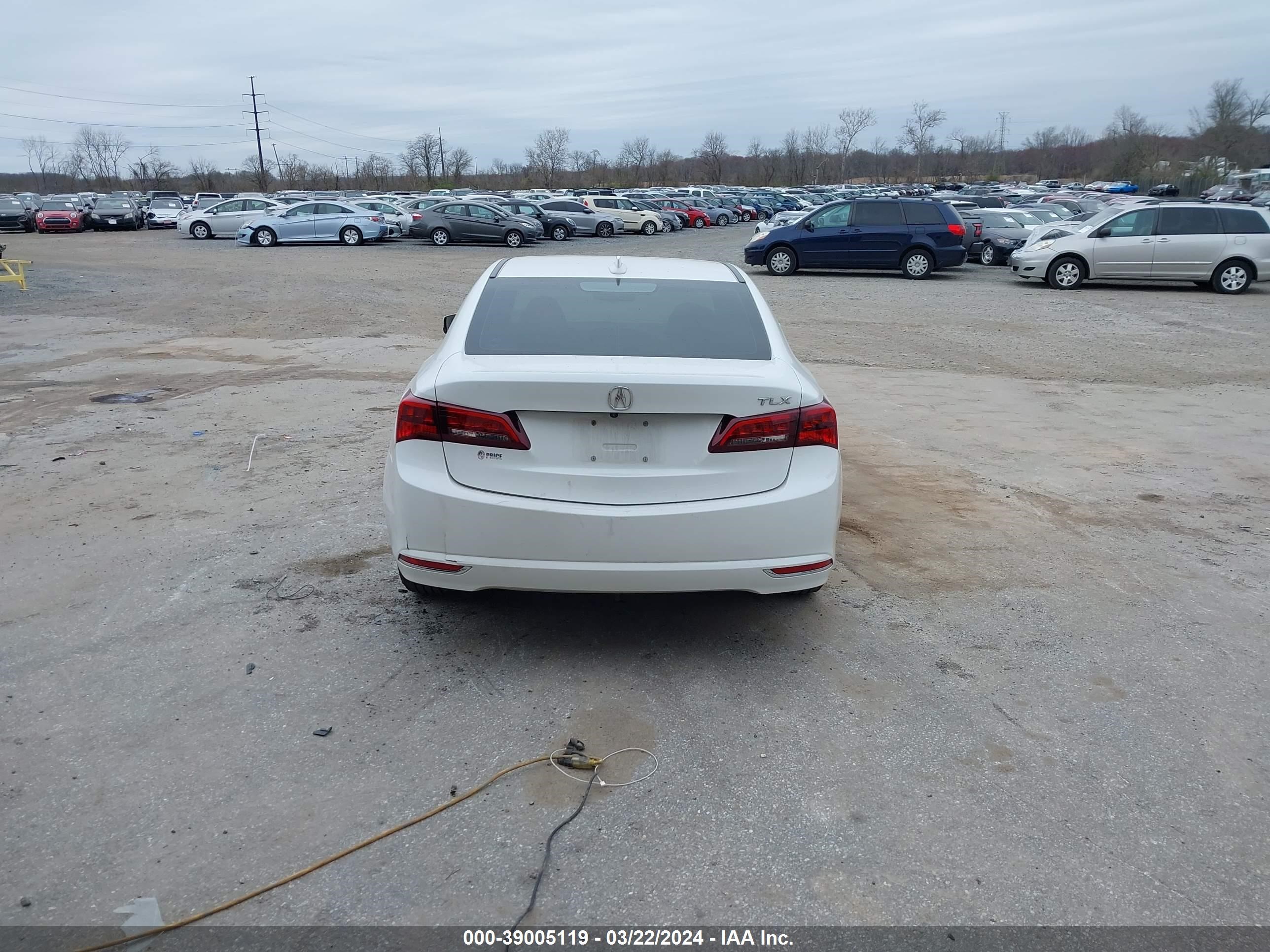 Photo 15 VIN: 19UUB1F3XFA011983 - ACURA TLX 