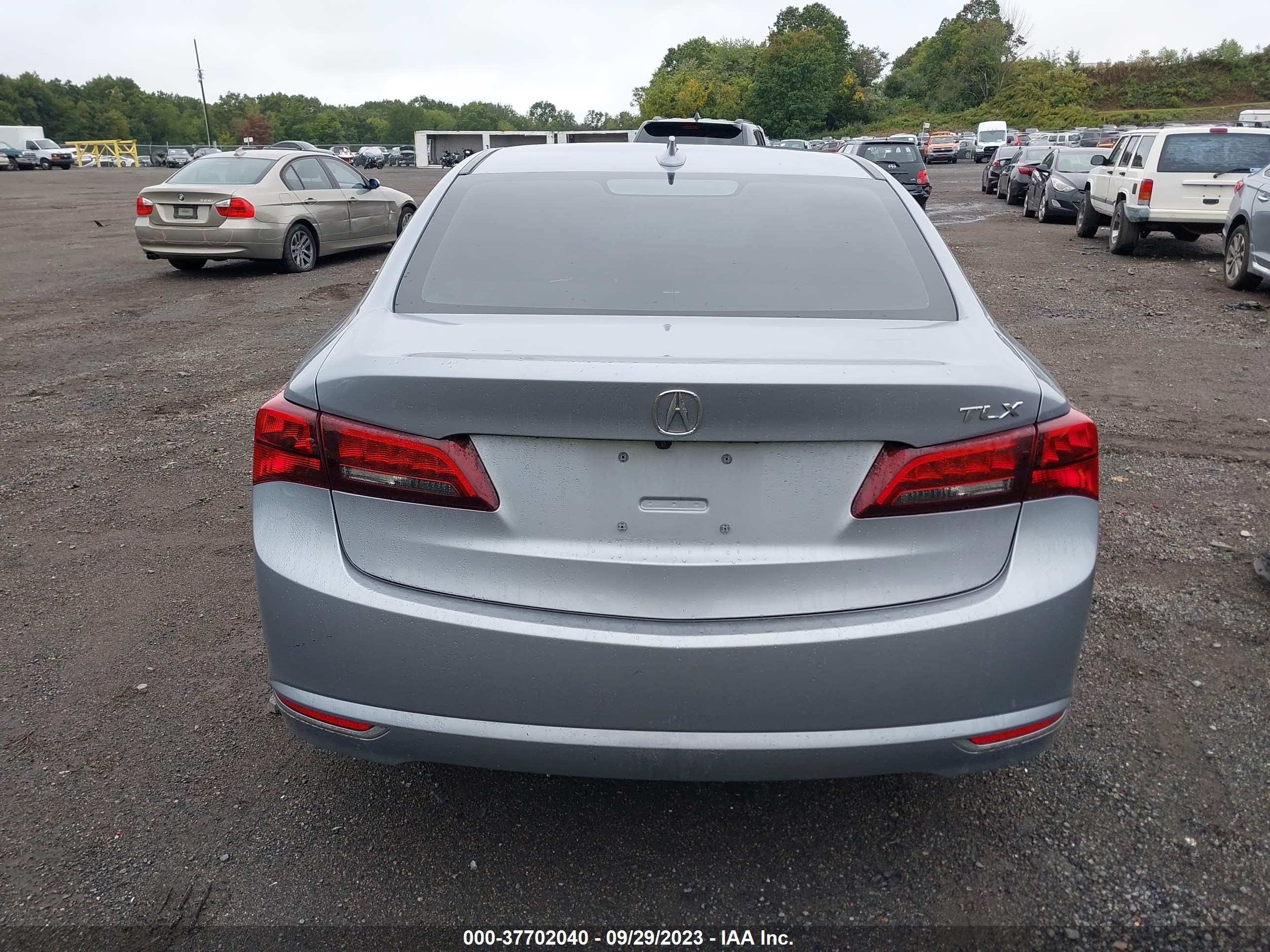 Photo 15 VIN: 19UUB1F50GA011834 - ACURA TLX 