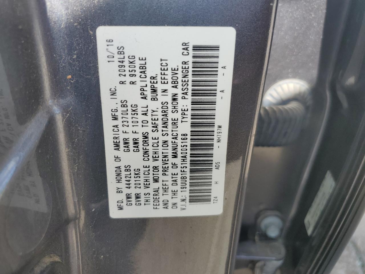 Photo 11 VIN: 19UUB1F51HA005168 - ACURA TLX 