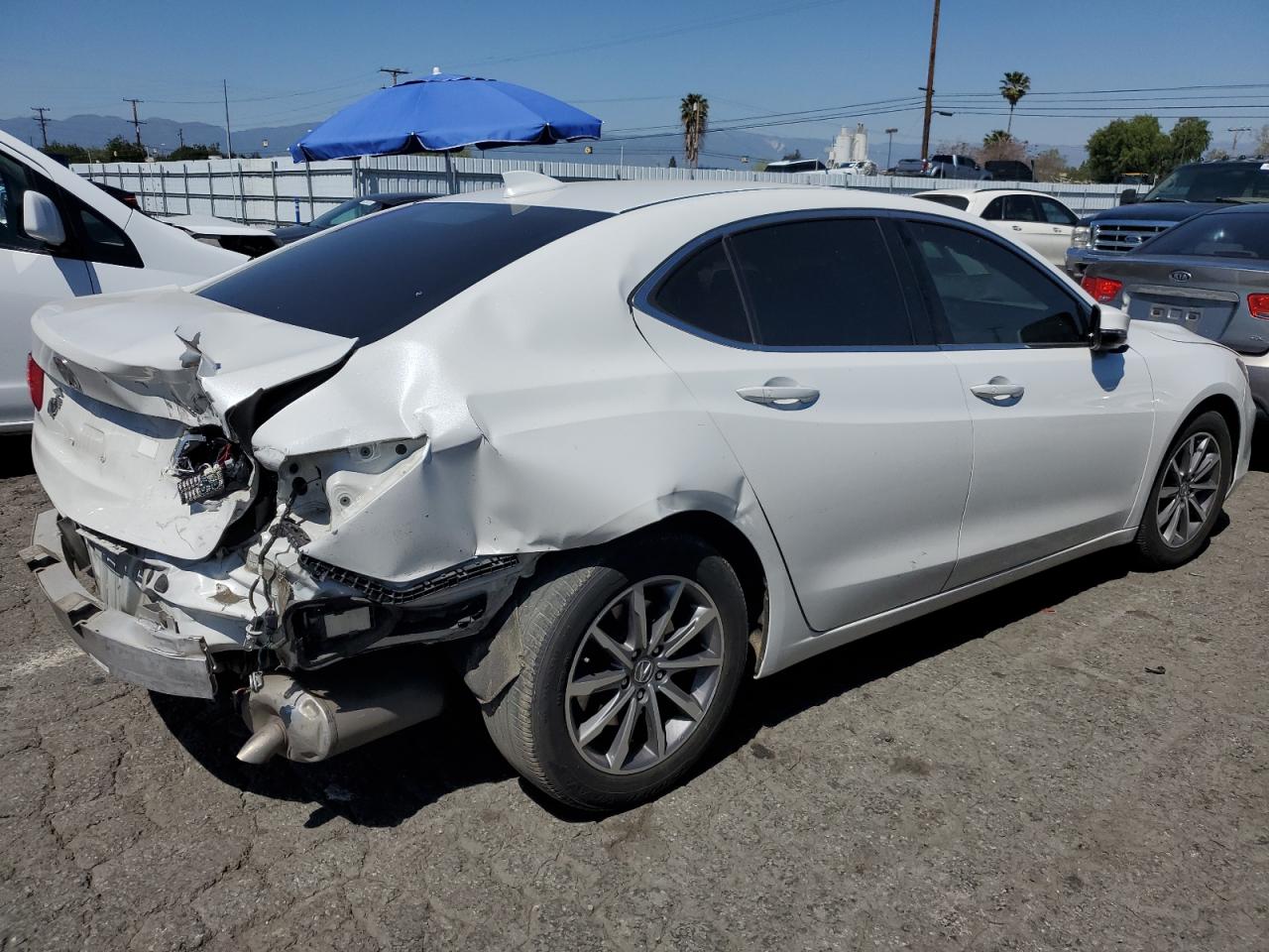 Photo 2 VIN: 19UUB1F51LA005325 - ACURA TLX 