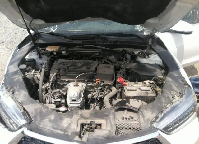 Photo 9 VIN: 19UUB1F53JA007011 - ACURA TLX 