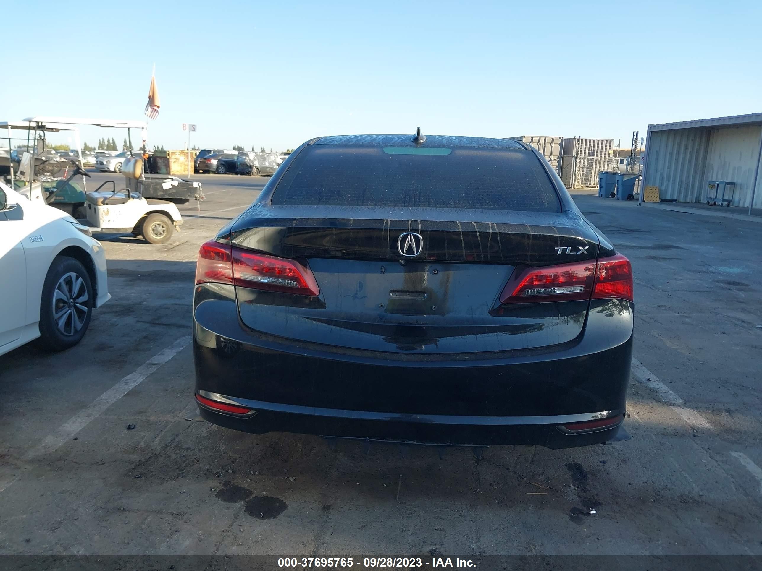 Photo 14 VIN: 19UUB1F54FA017571 - ACURA TLX 