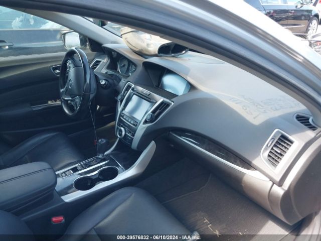 Photo 4 VIN: 19UUB1F55LA003268 - ACURA TLX 