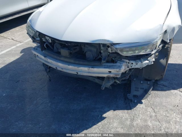 Photo 5 VIN: 19UUB1F58LA007119 - ACURA TLX 