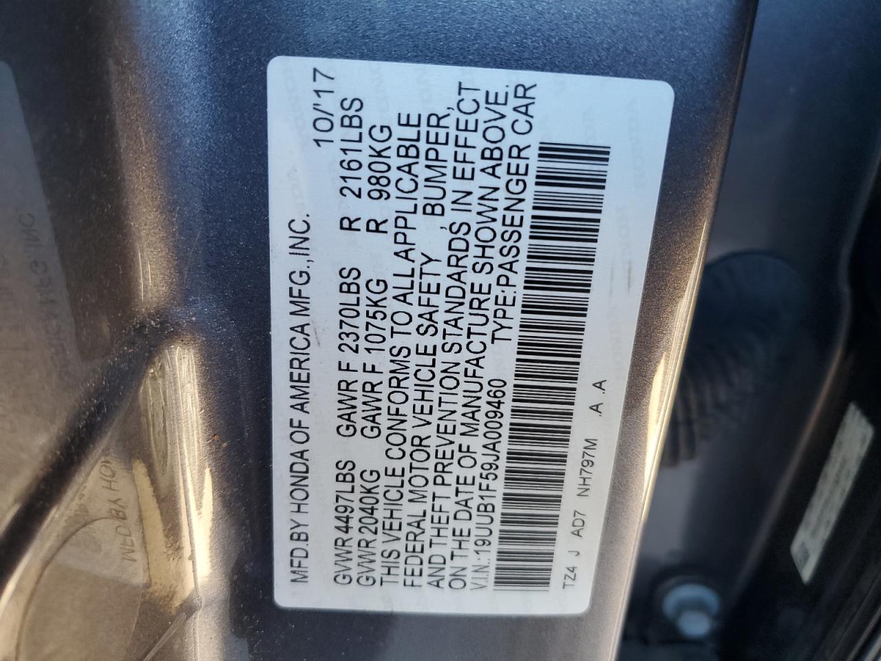 Photo 11 VIN: 19UUB1F59JA009460 - ACURA TLX 