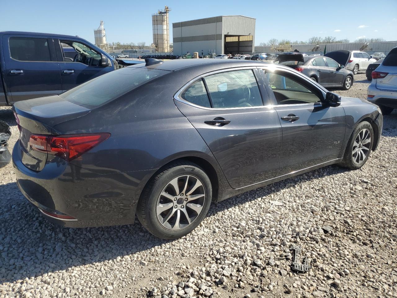 Photo 2 VIN: 19UUB1F5XFA008082 - ACURA TLX 