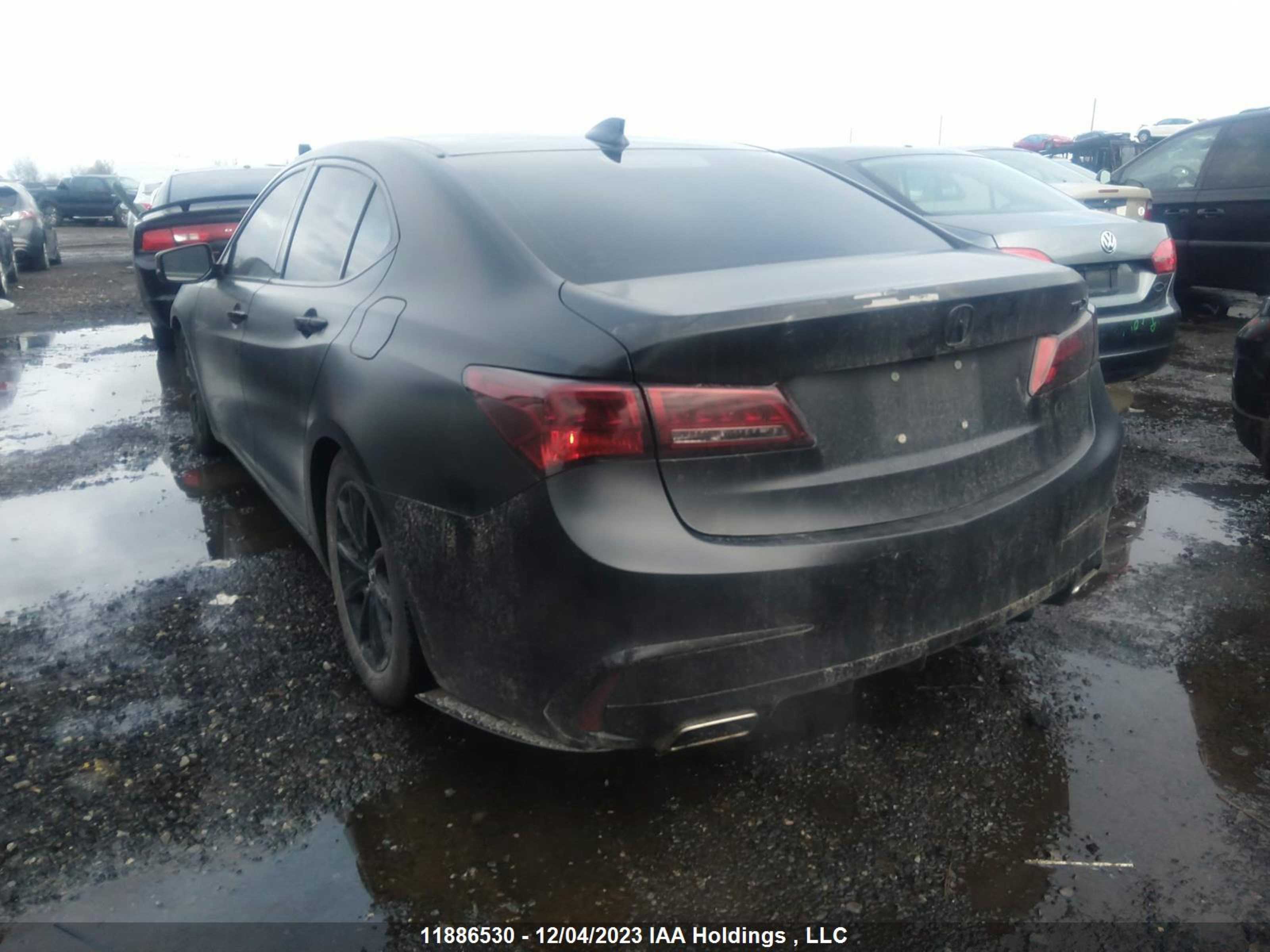 Photo 2 VIN: 19UUB1F5XJA800032 - ACURA TLX 