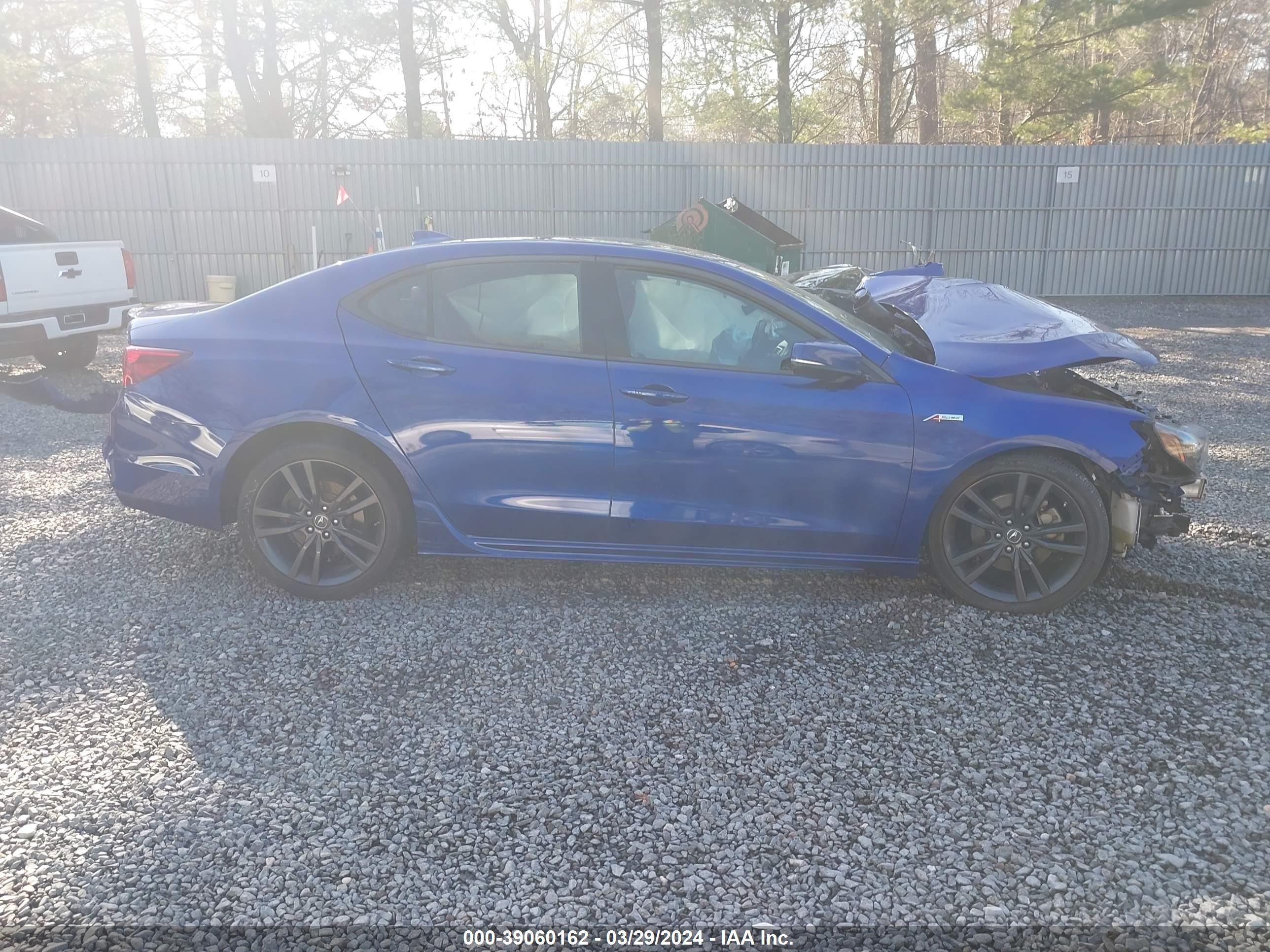 Photo 12 VIN: 19UUB1F61KA005509 - ACURA TLX 