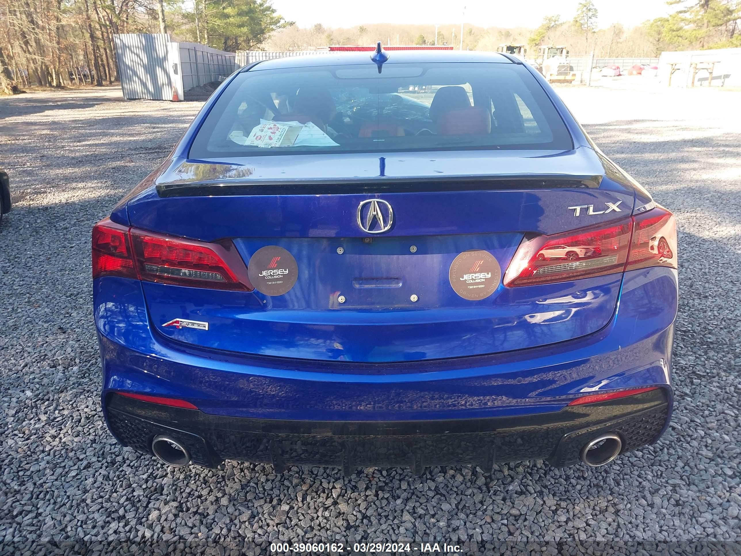 Photo 15 VIN: 19UUB1F61KA005509 - ACURA TLX 