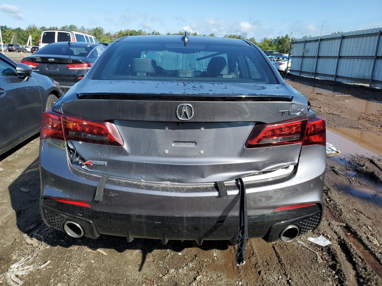 Photo 5 VIN: 19UUB1F66KA003271 - ACURA TLX 