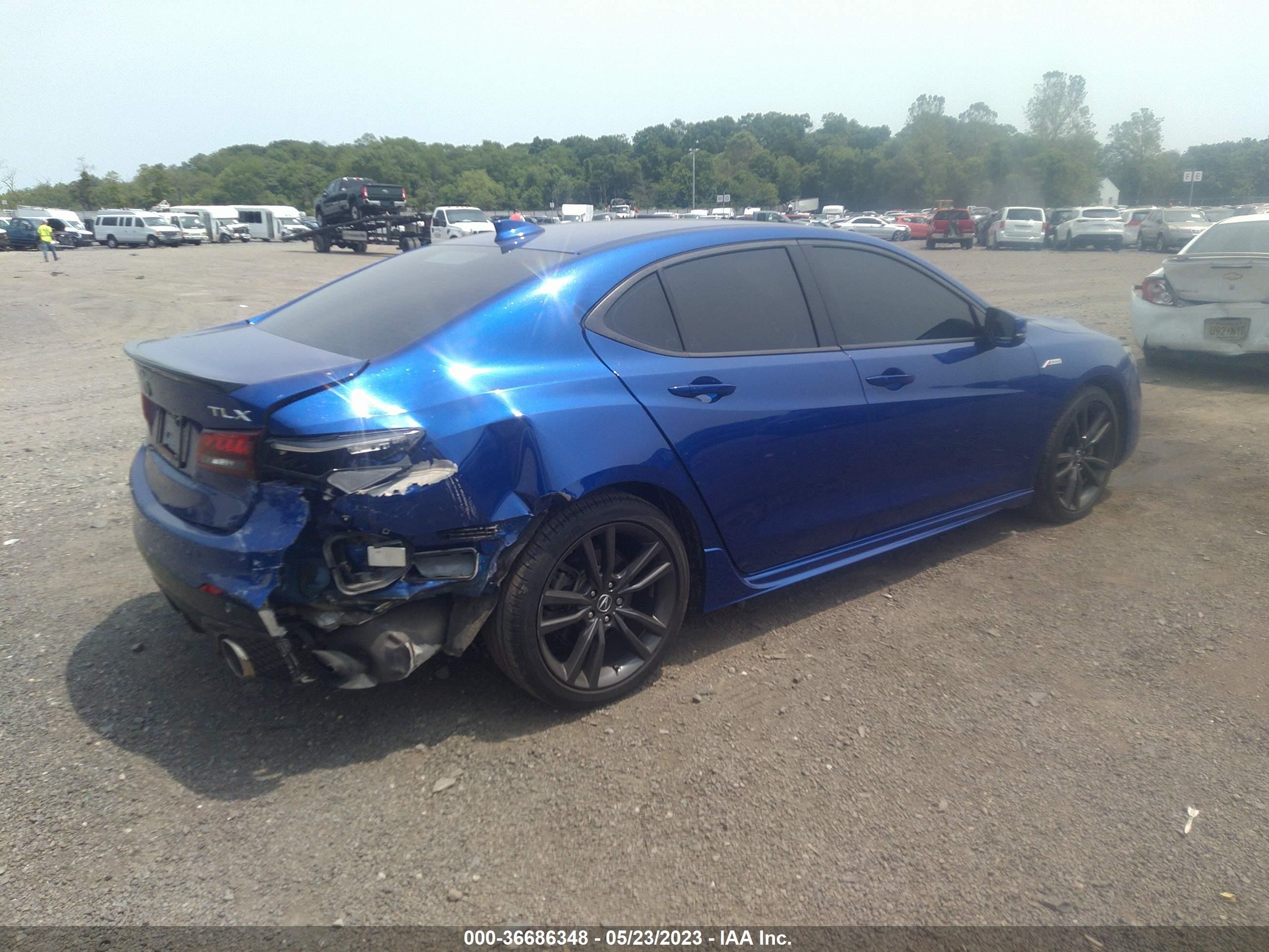 Photo 3 VIN: 19UUB1F6XLA011620 - ACURA TLX 