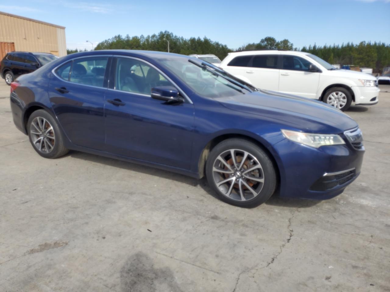 Photo 3 VIN: 19UUB2F30FA013943 - ACURA TLX 