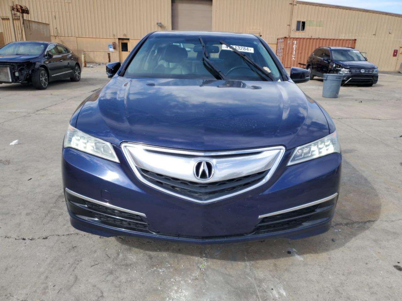 Photo 4 VIN: 19UUB2F30FA013943 - ACURA TLX 