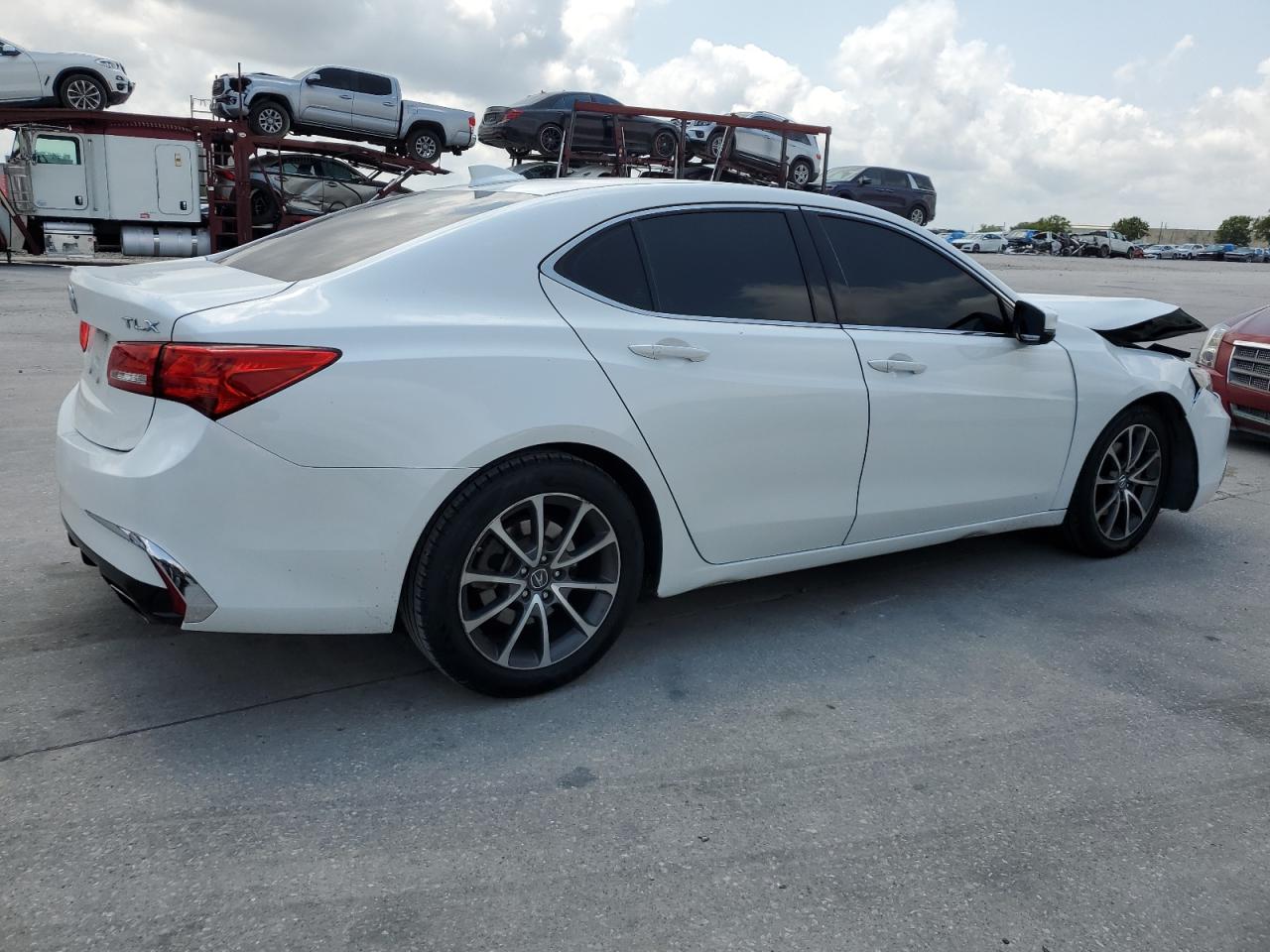 Photo 2 VIN: 19UUB2F34LA001743 - ACURA TLX 