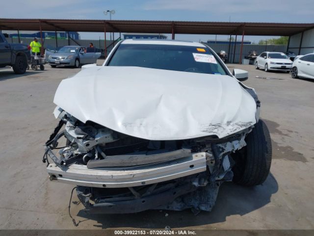 Photo 5 VIN: 19UUB2F37GA008014 - ACURA TLX 