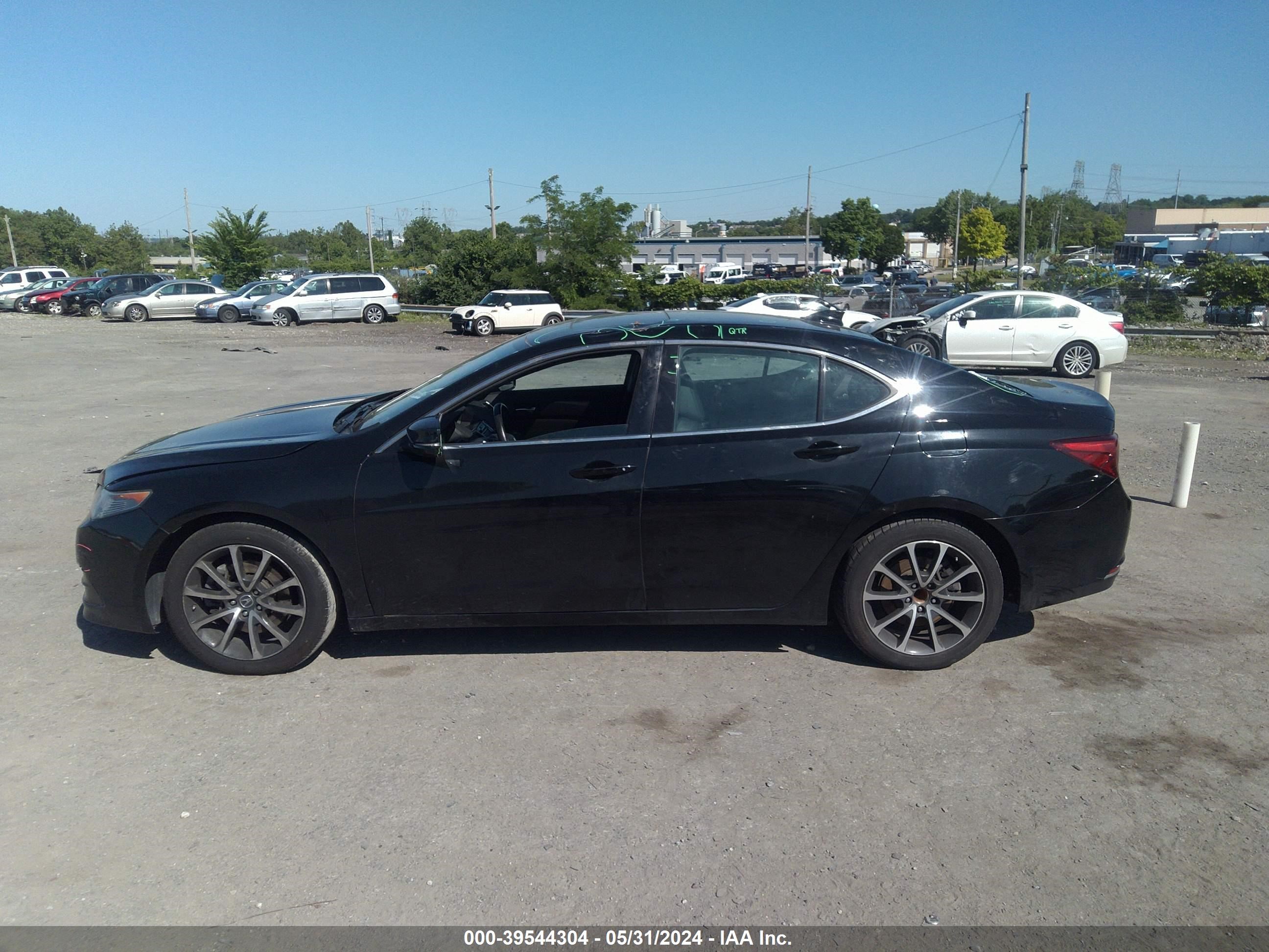 Photo 14 VIN: 19UUB2F52GA001103 - ACURA TLX 