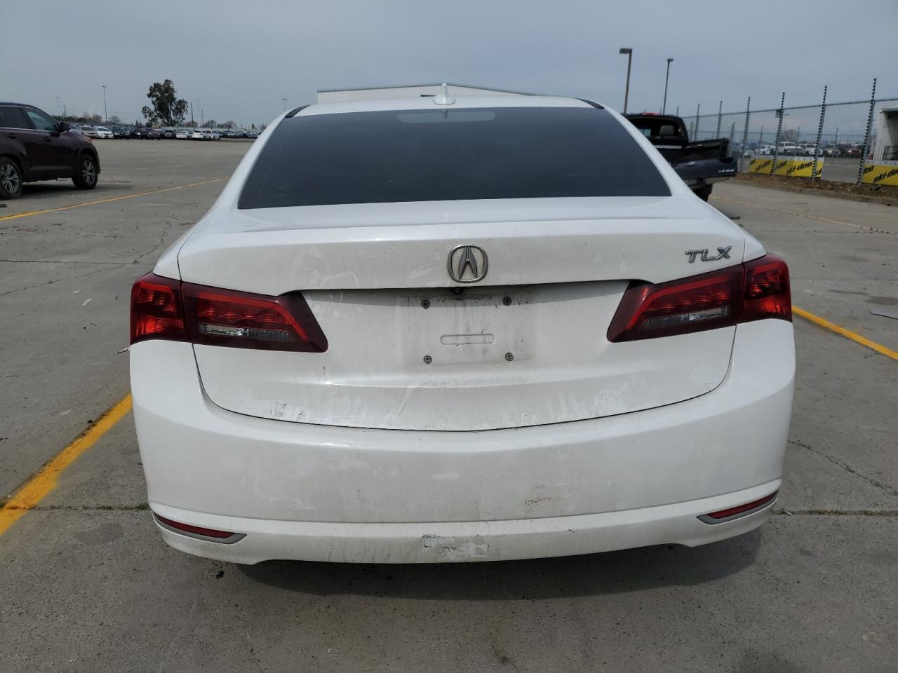 Photo 5 VIN: 19UUB2F52GA010125 - ACURA TLX 