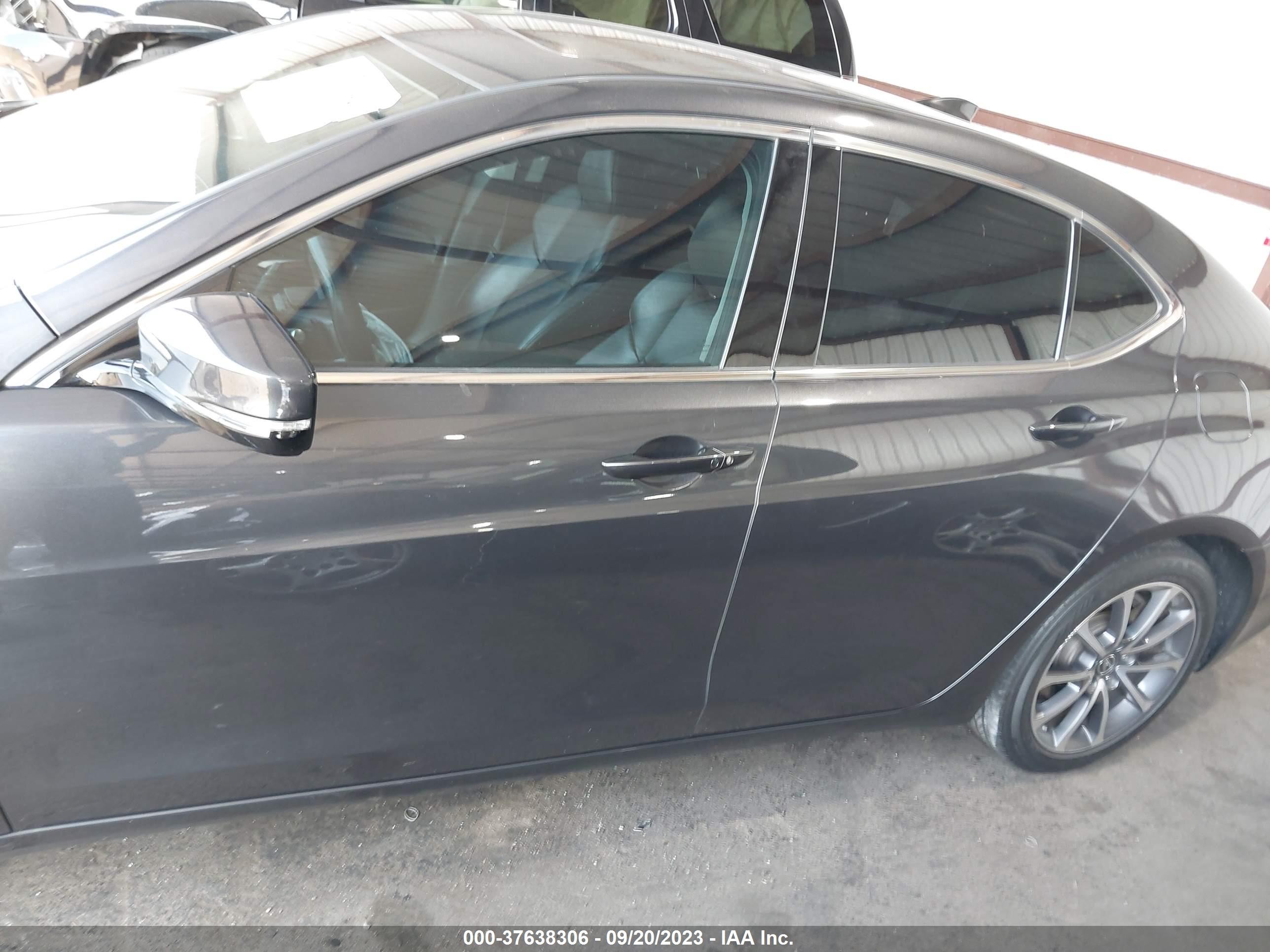 Photo 13 VIN: 19UUB2F53GA012191 - ACURA TLX 