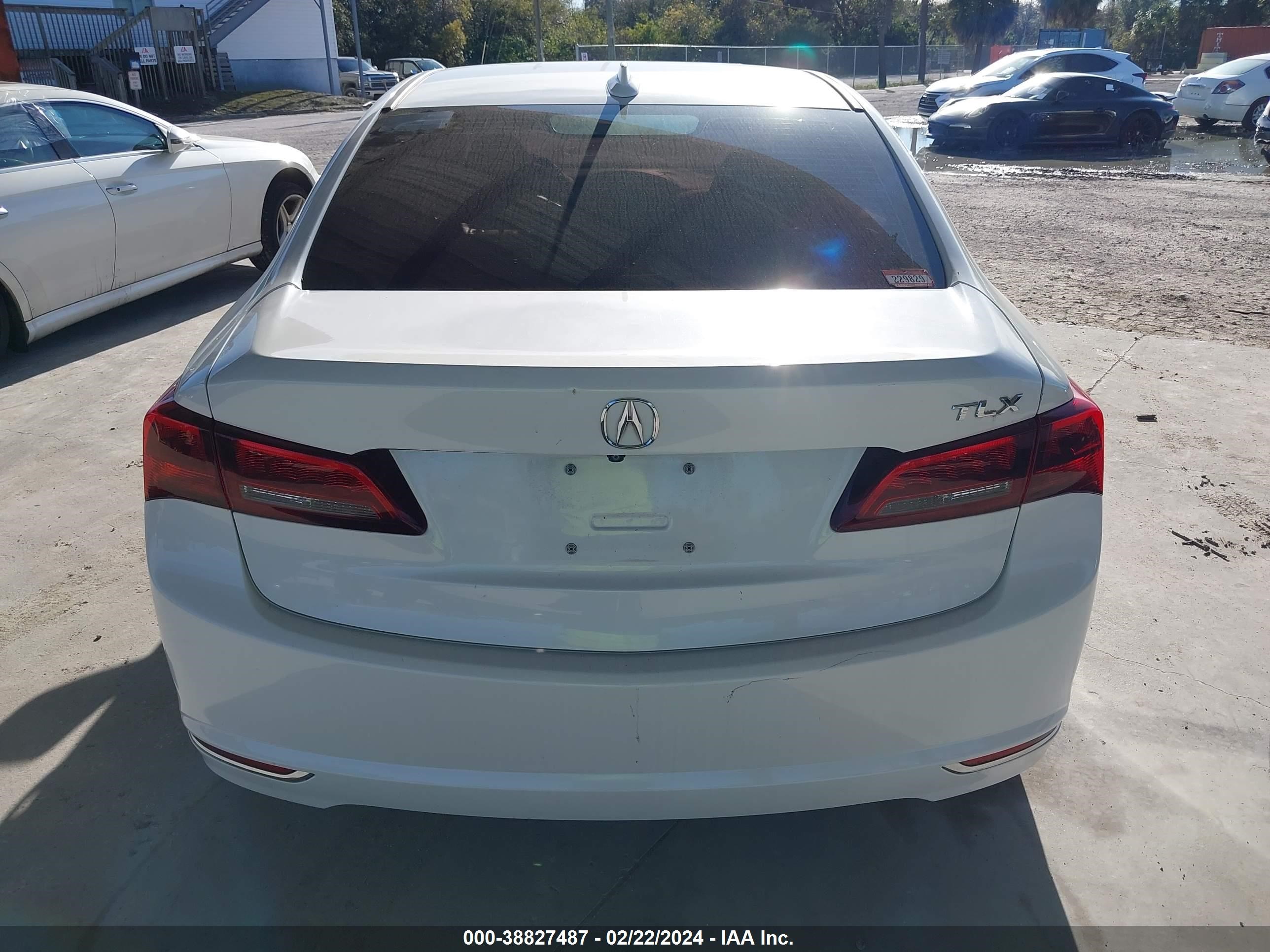 Photo 15 VIN: 19UUB2F56GA004201 - ACURA TLX 