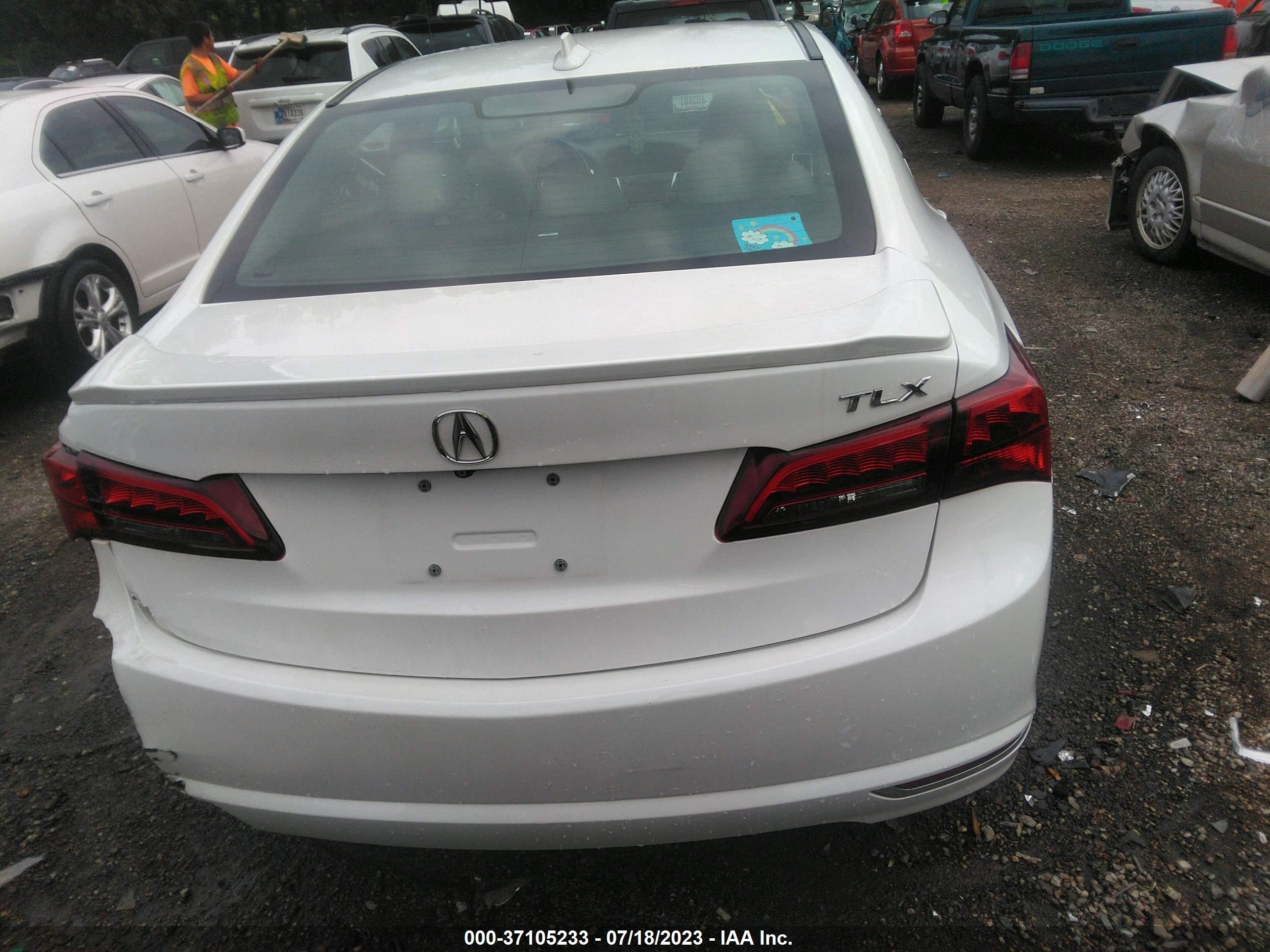 Photo 15 VIN: 19UUB2F57FA004495 - ACURA TLX 