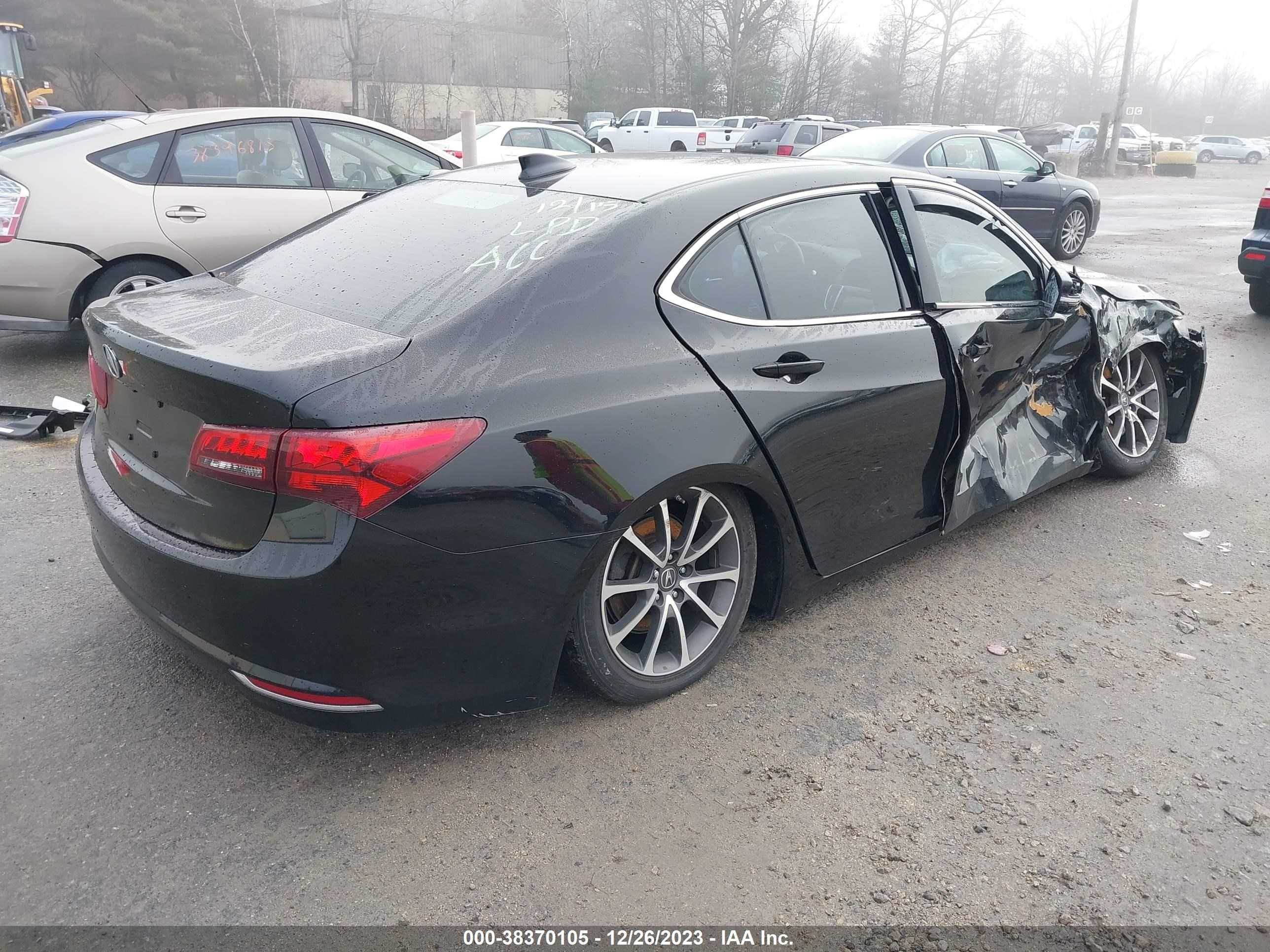 Photo 3 VIN: 19UUB2F57HA005066 - ACURA TLX 