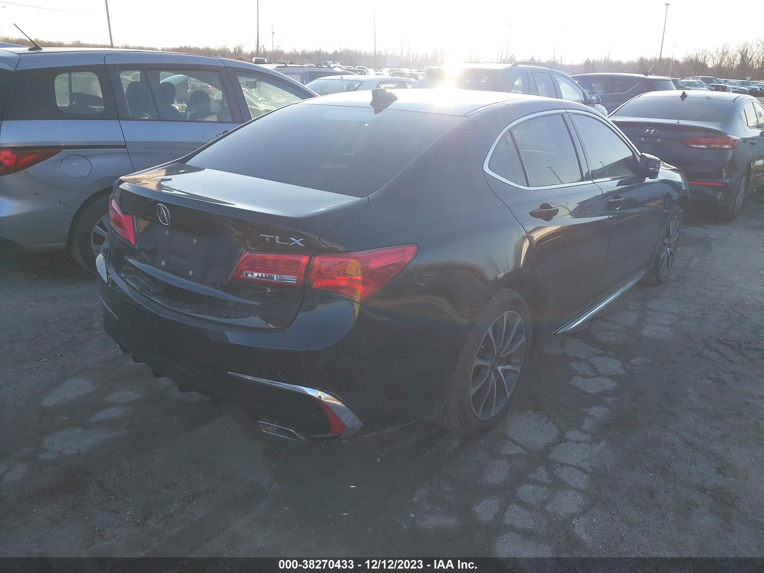 Photo 3 VIN: 19UUB2F57JA007664 - ACURA TLX 